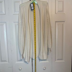 Wild Fable Women's Cream Sweater‎